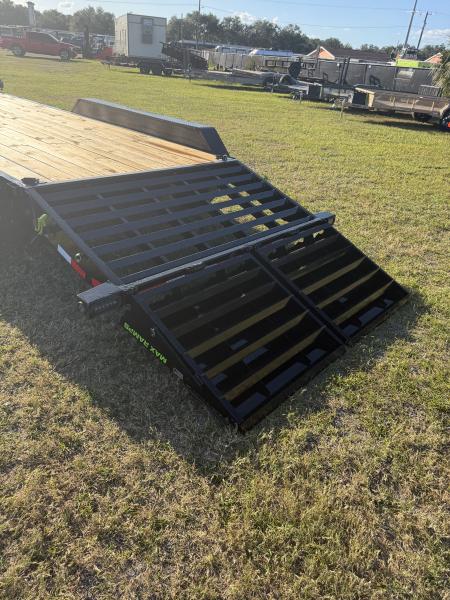 New 2027 Load Trail CH8324073 Equipment Trailer 83”x24’WITH MAX RAMPS