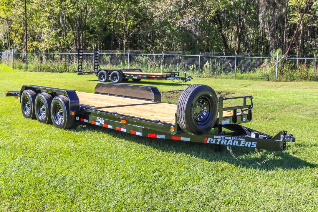 New 2027 7X24 PJ TILT EQUIPMENT TRAILER