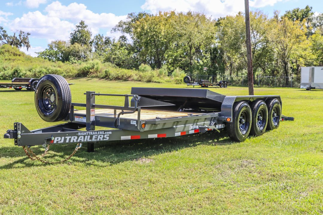 New 2027 7X24 PJ TILT EQUIPMENT TRAILER
