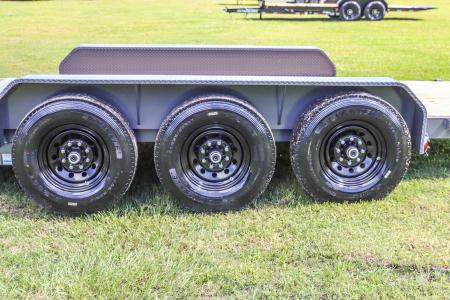 New 2027 7X24 PJ TILT EQUIPMENT TRAILER