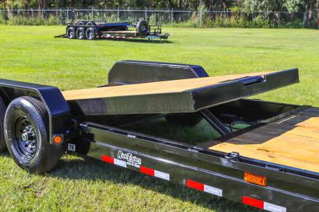 New 2027 7X24 PJ TILT EQUIPMENT TRAILER
