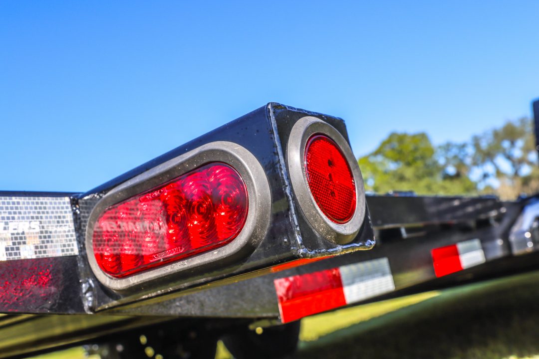 New 2027 7X24 PJ TILT EQUIPMENT TRAILER
