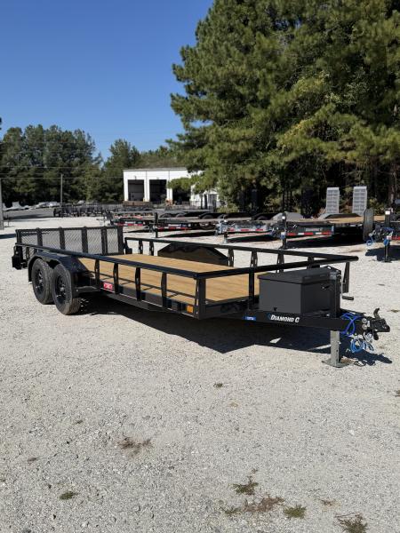 New 2027 Diamond C Black GTU235 83"x18'