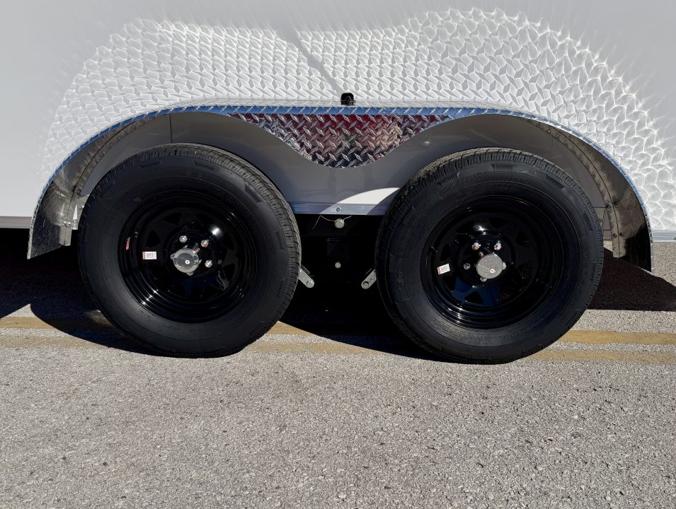 2027 Formula Trailers photo 4