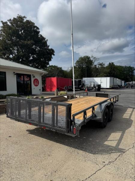 New 2027 Diamond C 83x20' Utility, Two 6K Axles, Bi-fold Ramp Gate TUT206