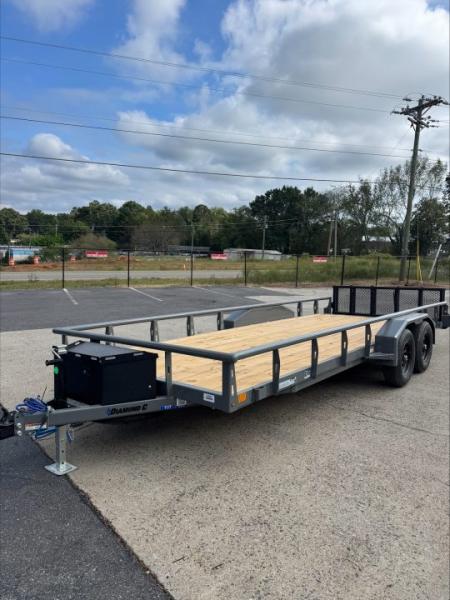 New 2027 Diamond C 83x20' Utility, 2 6K Axles, Bi-fold Ramp Gate TUT206