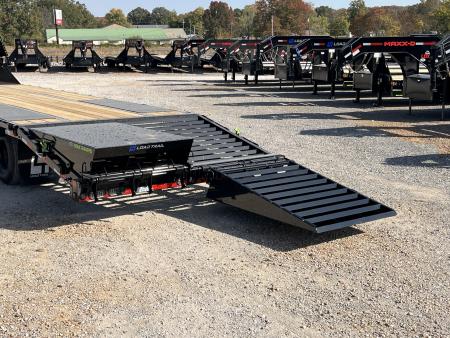 New 2027 Load Trail 102"x28' 24k Gooseneck Flatbed Trailer