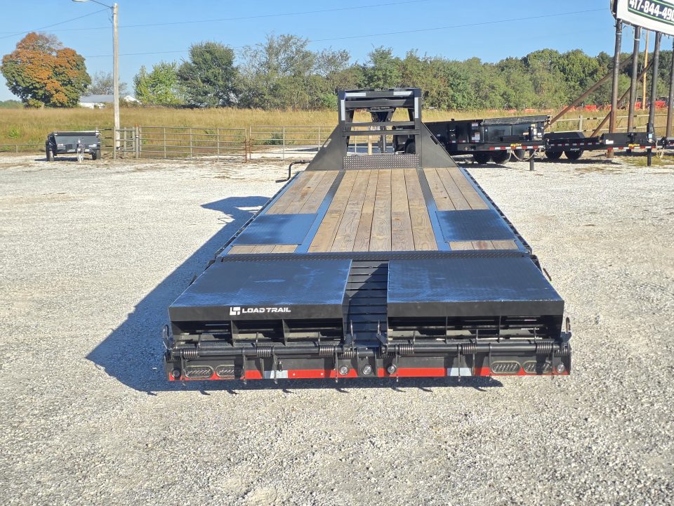New 2027 Load Trail 102 x 32 TANDEM DUAL LOW PRO GN W/ 5' DOVE/ MAX RAMPS