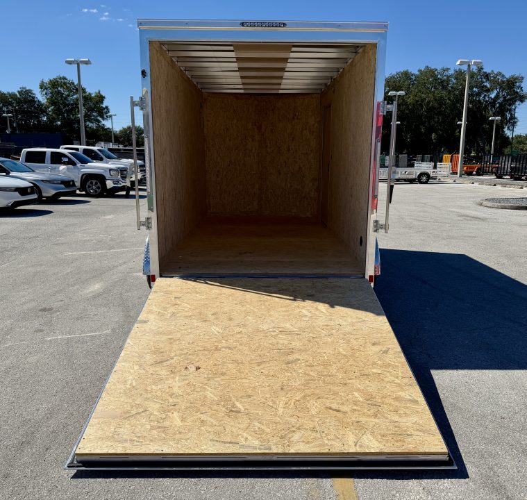 2027 Formula Trailers photo 8