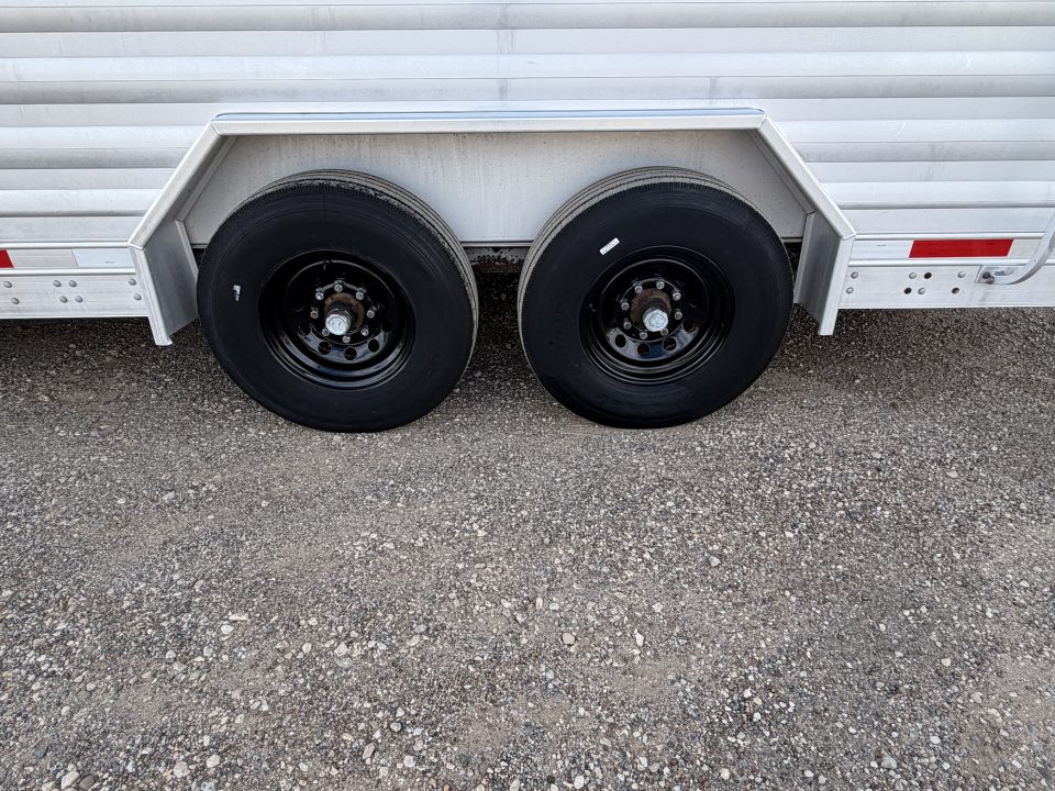 Used 2012 Exiss Trailers STC830LQ Stock / Stock Combo Trailer