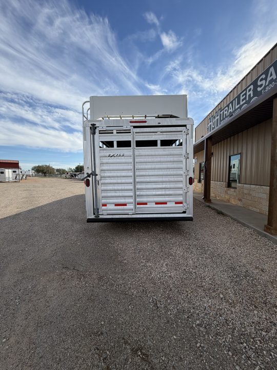 Used 2012 Exiss Trailers STC830LQ Stock / Stock Combo Trailer
