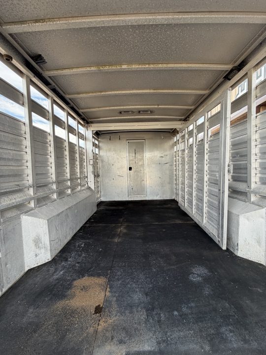 Used 2012 Exiss Trailers STC830LQ Stock / Stock Combo Trailer