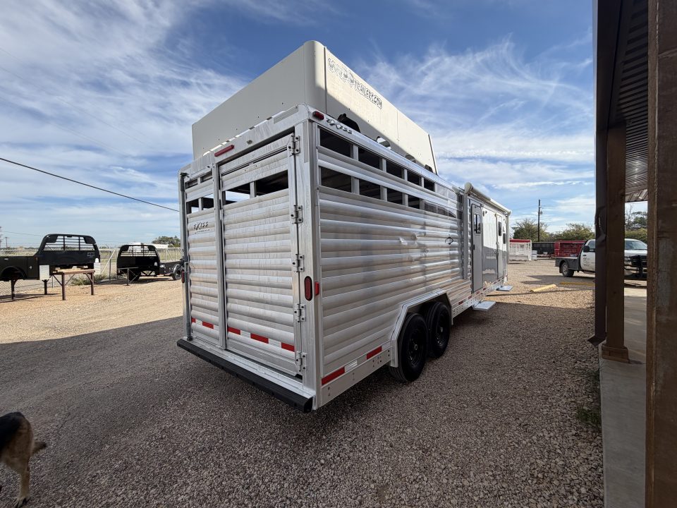 Used 2012 Exiss Trailers STC830LQ Stock / Stock Combo Trailer