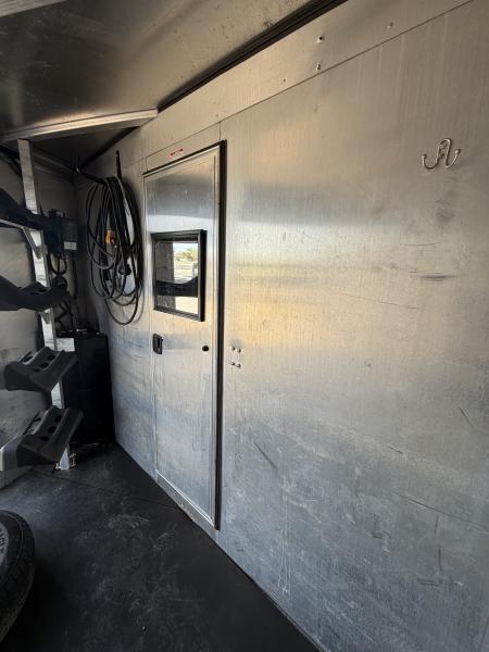 Used 2012 Exiss Trailers STC830LQ Stock / Stock Combo Trailer