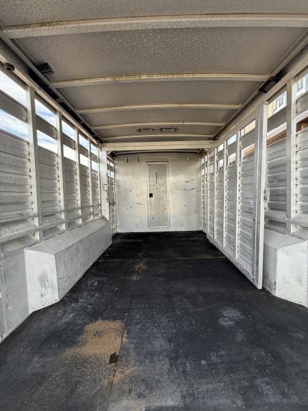 Used 2012 Exiss Trailers STC830LQ Stock / Stock Combo Trailer