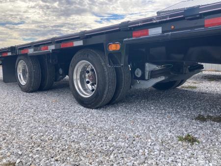 New 2027 Diamond C Trailers 102x53 TANDEM 40K STEP DECK HYDROTAIL W/ STEEL RUNNERS, HYDROJACKS, AIR RIDE, FRONT LIFT AXLE & WIRELESS REMOTE Flatbed Trailer