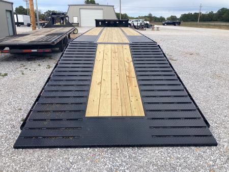 New 2027 Diamond C Trailers 102x53 TANDEM 40K STEP DECK HYDROTAIL W/ STEEL RUNNERS, HYDROJACKS, AIR RIDE, FRONT LIFT AXLE & WIRELESS REMOTE Flatbed Trailer