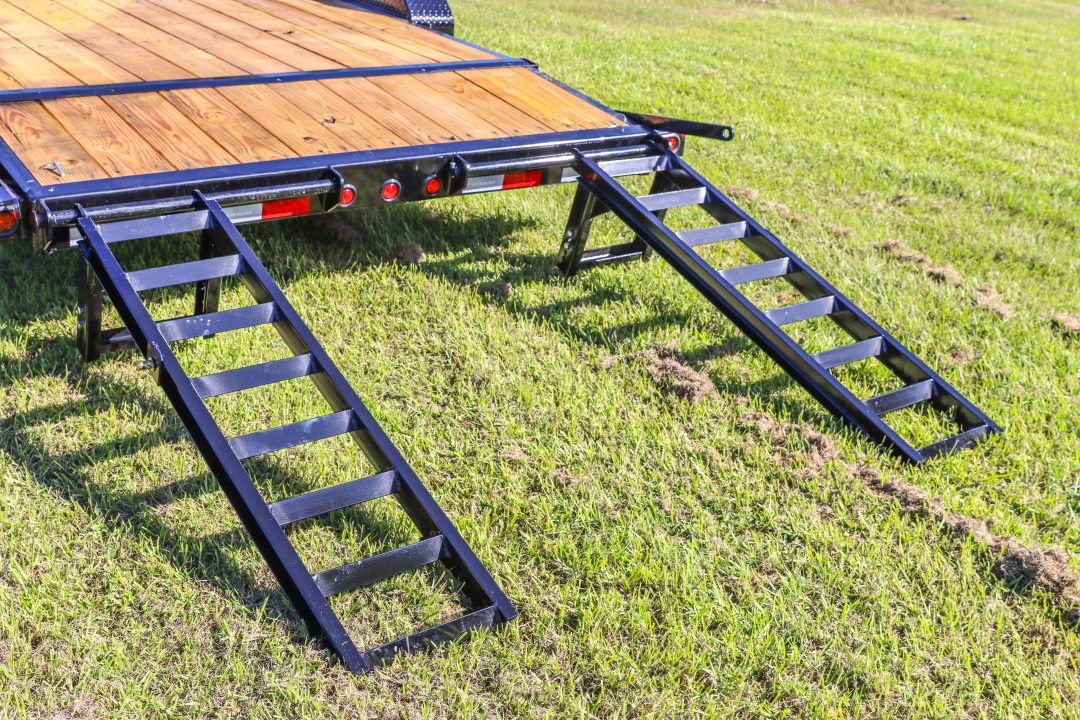 New 2027 7X20 PJ Trailers Equipment Trailer