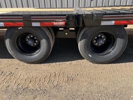 New 2027 Diamond C Trailers 38' FMAX212HDT Gooseneck Hydraulic Tail Flatbed Trailer