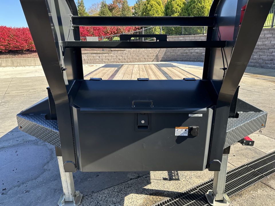 New Buckshot 32' Bolt HD Gooseneck w/Hydraulic Dovetail