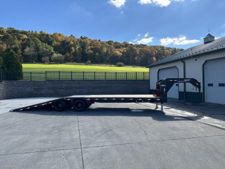 New Buckshot 32' Bolt-HD Gooseneck w/ Hydraulic Dovetail