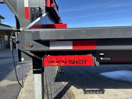 New Buckshot 32' Bolt-HD Gooseneck w/ Hydraulic Dovetail