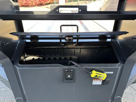 New Buckshot 32' Bolt HD Gooseneck w/Hydraulic Dovetail
