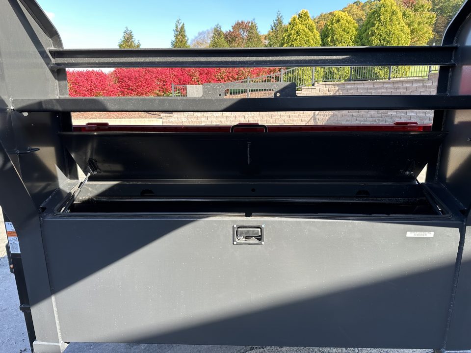 New 2027 Buckshot 30' Low-Pro Gooseneck w/Max Ramps