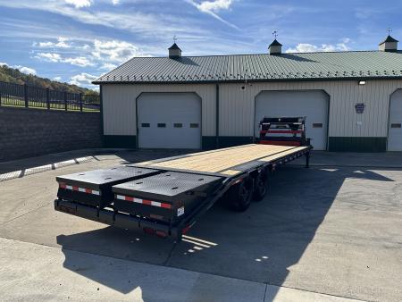 New 2027 Buckshot 30' Low-Pro Gooseneck w/Max Ramps