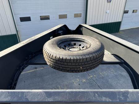 New 2027 Buckshot 30' Low-Pro Gooseneck w/Max Ramps