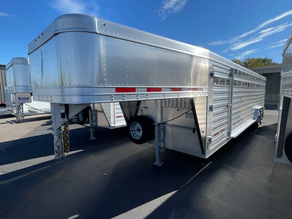 New 2027 Featherlite Trailers 8127 7.5x28 Stock trailer