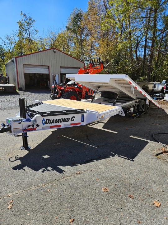 New 2027 Diamond C DET210 POWER DECK OVER TILT TRAILER **ABS BRAKES** HYDRO JACK, SOLAR CHARGER