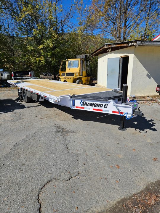 New 2027 Diamond C DET210 POWER DECK OVER TILT TRAILER **ABS BRAKES** HYDRO JACK, SOLAR CHARGER