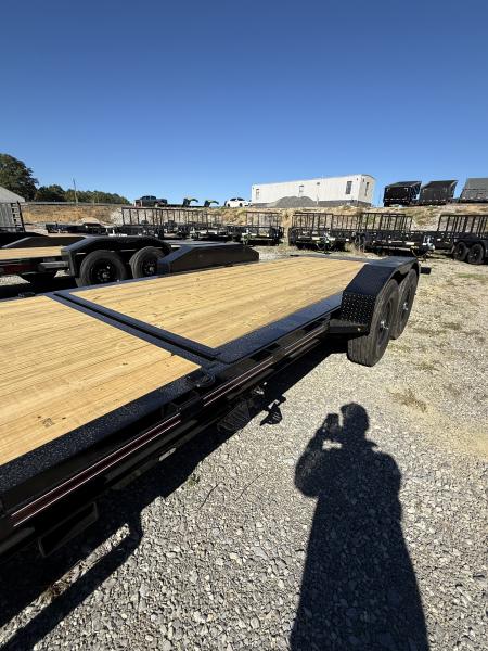 New 2027 Diamond C HDT 207 22’ Tilt Trailer, PACESETTER EDITION, FORK HOLDERS, HEAVY FENDERS, 15.5K GVWR