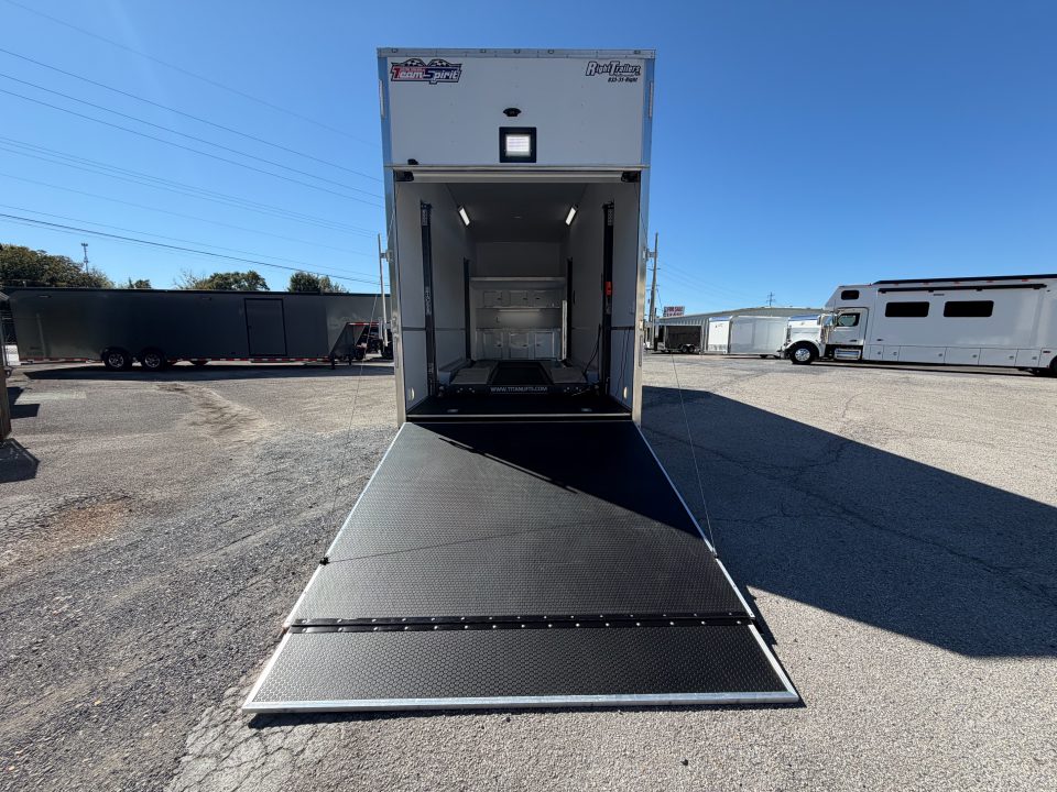 New 2027 8.5X28 TEAM SPIRIT STACKER