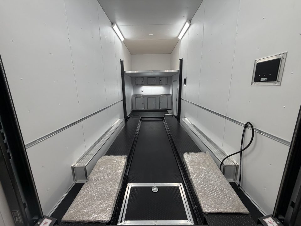 New 2027 8.5X28 TEAM SPIRIT STACKER