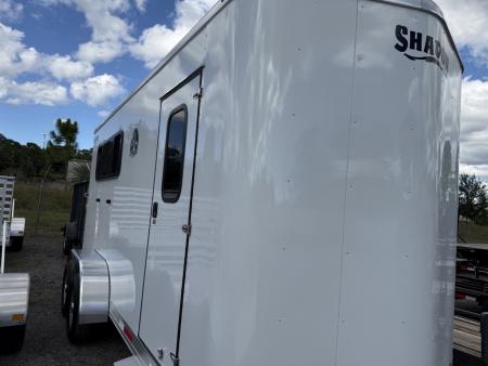 New 2027 Shadow 3-Horse Bumper Pull Slant Trailer – White with Drop-Down Windows Horse Trailer