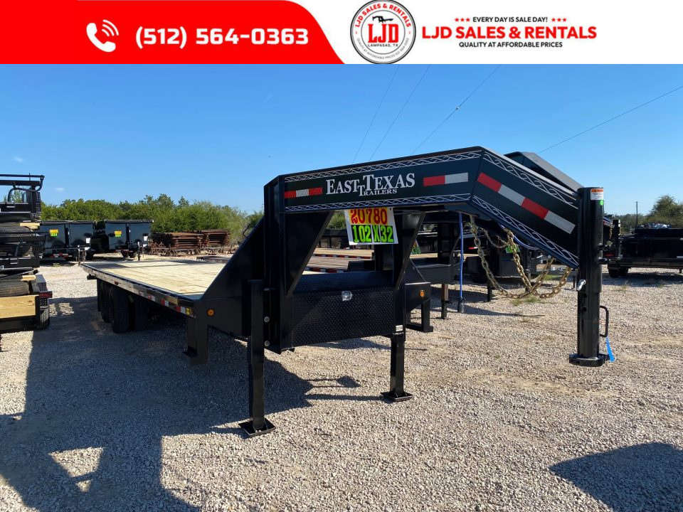 New 2027 East Texas - 102  X 32' - Deckover - hydraulic dove - Equipment Trailer