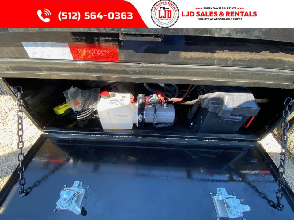 New 2027 East Texas - 102" X 32' - Deckover - hydraulic dove - Equipment Trailer