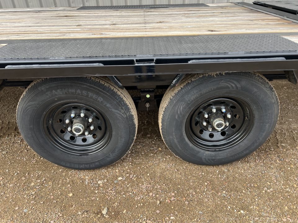 New 2027 PJ Trailers 25' Quest LQ Gooseneck Flatbed Trailer