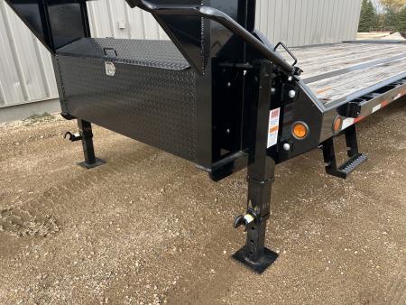 New 2027 PJ Trailers 25' Quest LQ Gooseneck Flatbed Trailer