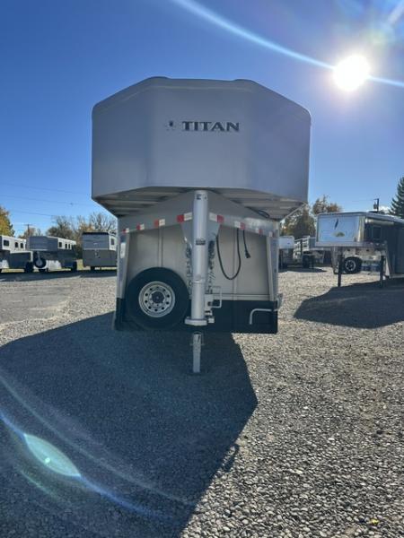 Used 2023 Titan 24' Combo