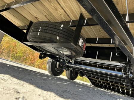 New 2026 Kaufman Trailers FDWT-10K-22D Equipment Trailer