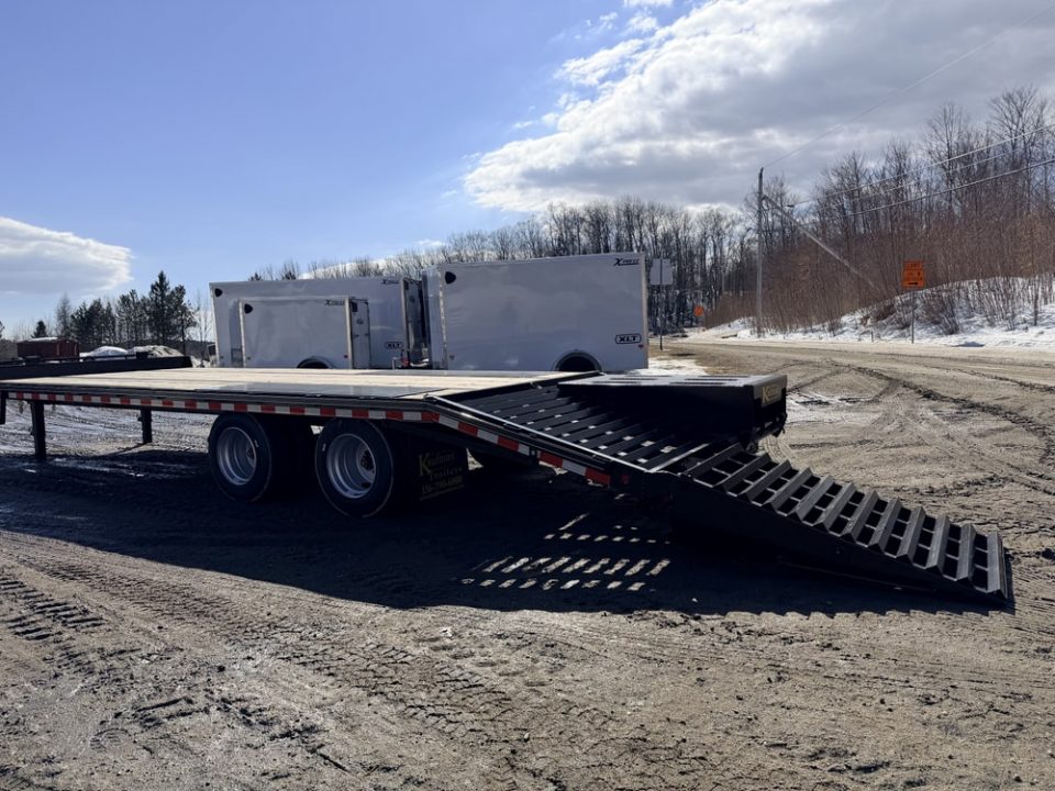 New 2026 Kaufman Trailers FHPP-12K-25D Equipment Trailer