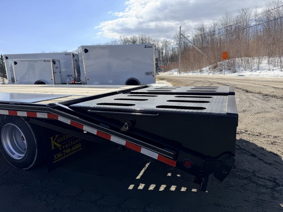 New 2026 Kaufman Trailers FHPP-12K-25D Equipment Trailer
