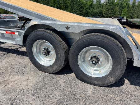 New 2027 Triumph Trailers GHTEH10-TA82X20-82 Equipment Trailer