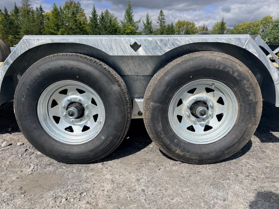 New 2026 Triumph Trailers GBCH9-TA82X18+2-70 Equipment Trailer