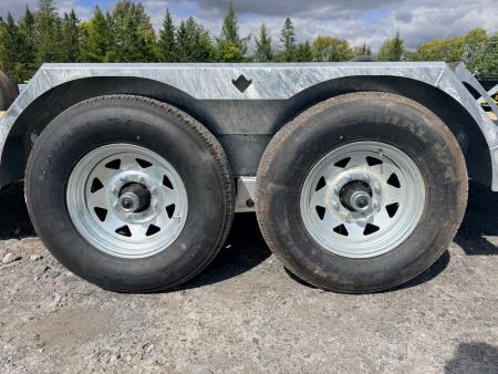 New 2026 Triumph Trailers GBCH9-TA82X18+2-70 Equipment Trailer