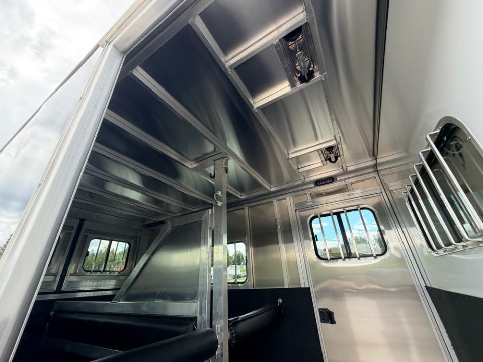 New 2027 Frontier Trailers AMBASSADOR 67" TACK STRAIGHT HITCH Horse Trailer