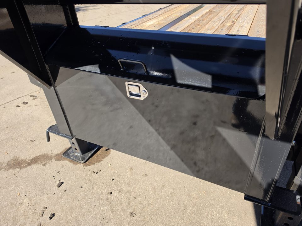New 2027 Big Tex 25GN-30D5A-MRBK Flatbed Trailer